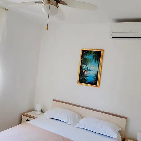 Apartament Vulicevic A1 *